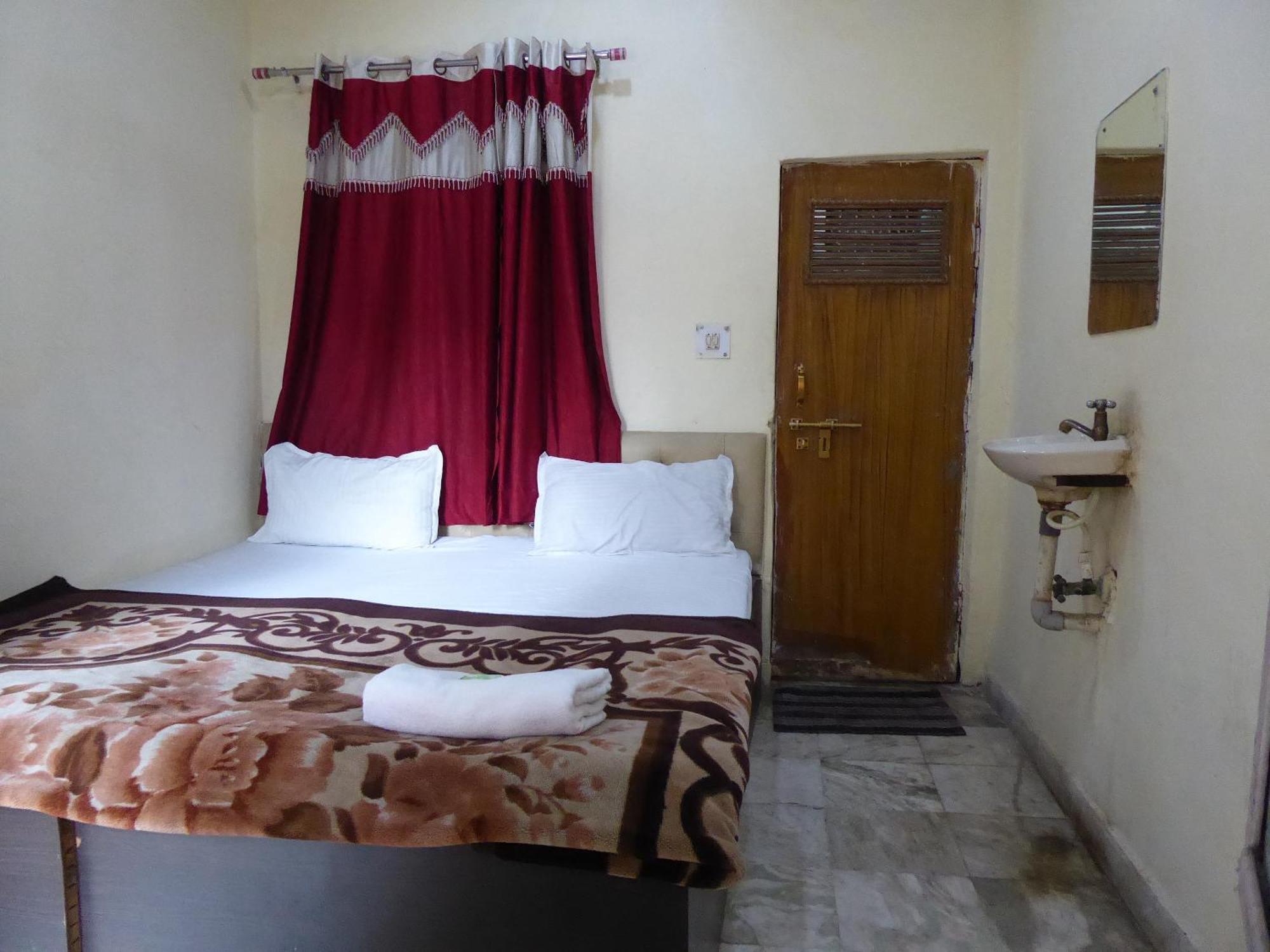 Saniya Palace Agra  Exterior photo